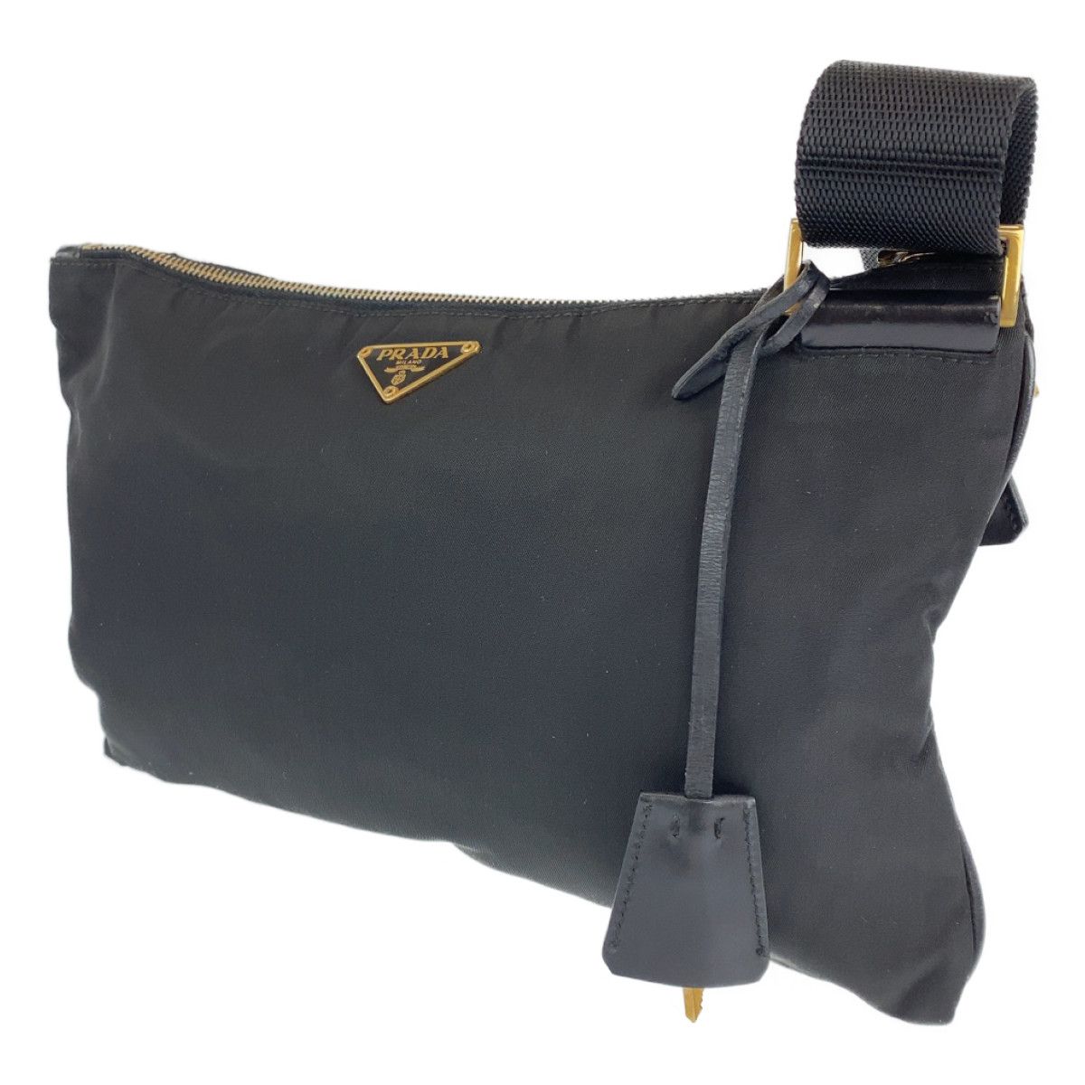 PRADA プラダ ロゴプレート ブラック 黒 ゴールド金具 ナイロン 