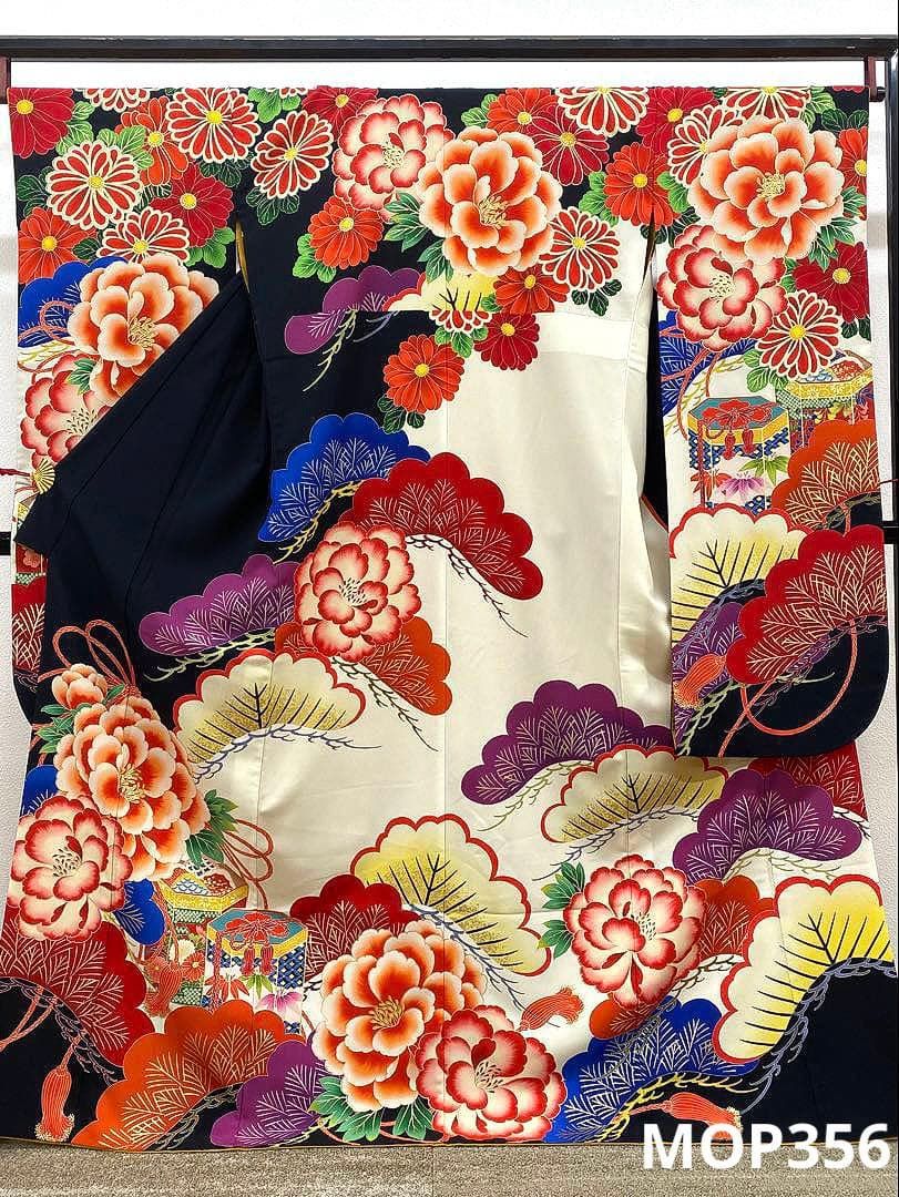 ポリエステル コラボ振袖 玉城ティナ×キスミス 豪華 金彩 身丈168cm