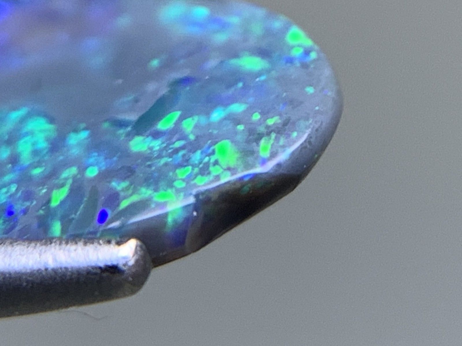 大きめ天然トルコ石（6〜7ct）ルース2個　ソーティング付き 天然ダイヤモンド ルース(裸石) 0.259ct, Dカラー, VS-2, 3EX
