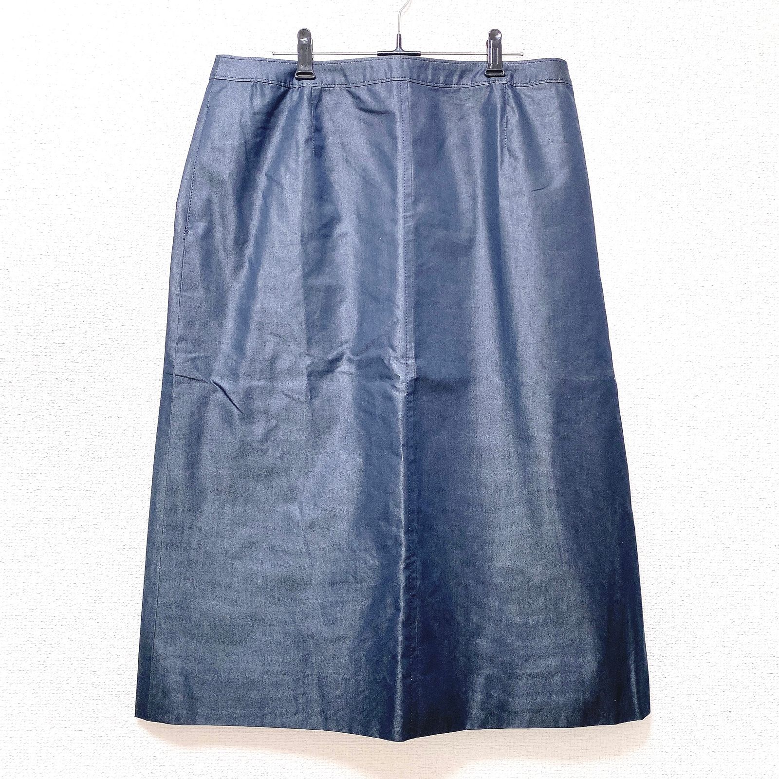 W010】カルヴェン スカート シルク混 ブラック〜ネイビー系 46サイズ