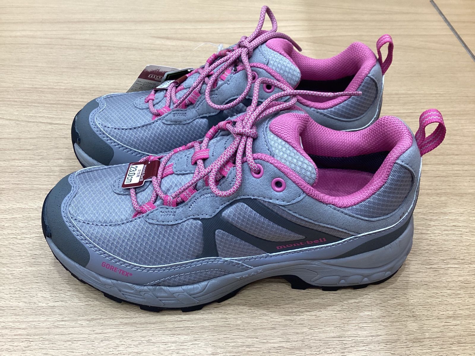 KA798 mont- bell モンベル GORE-TEX ランドストライダー