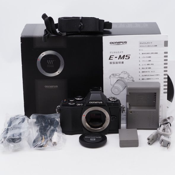 OLYMPUS ミラーレス一眼 OM-D E-M5 ボディ ブラック 1605万画素 防塵