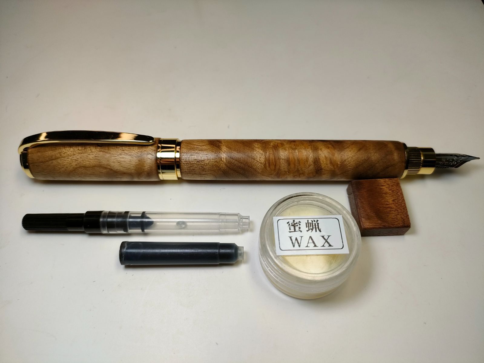 マーブルウッド（黄金樟）】グラデュエイト万年筆 - メルカリ