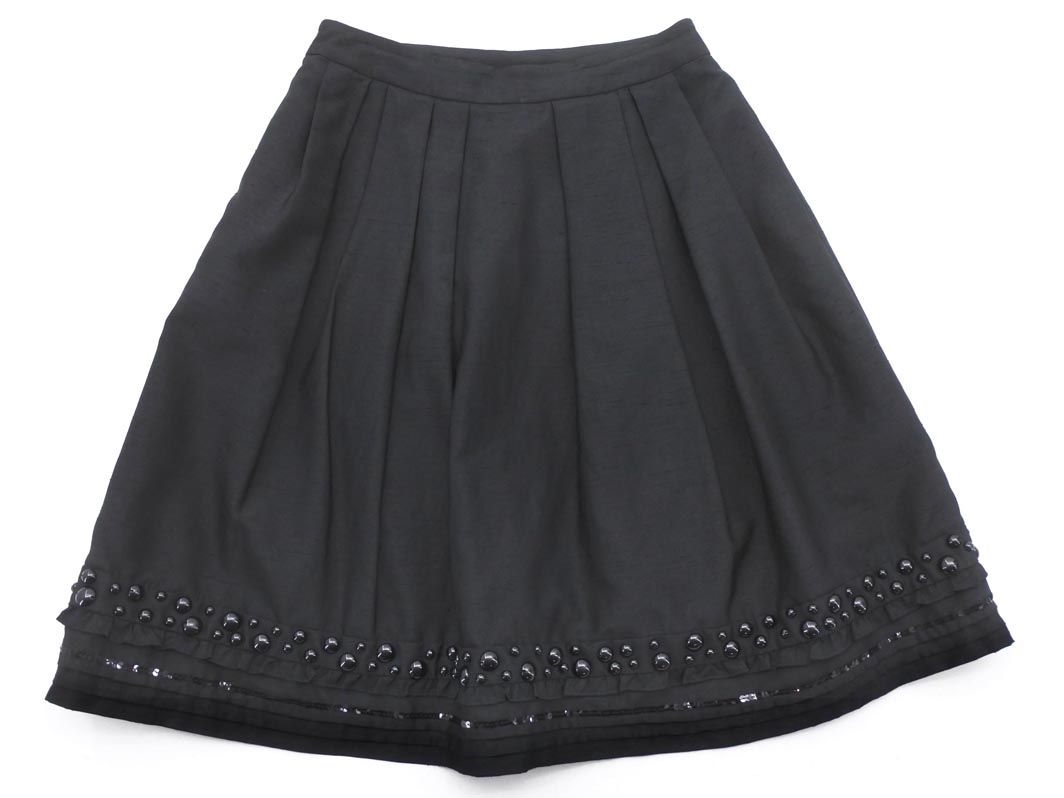 TO BE CHIC トゥービーシック スパンコール タック スカート