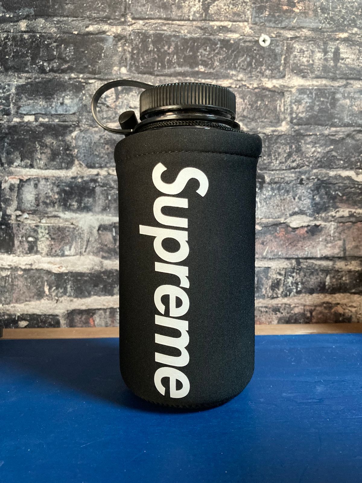 新品未使用】Supreme Nalgene 32 oz. Bottle 水筒 Black - メルカリ