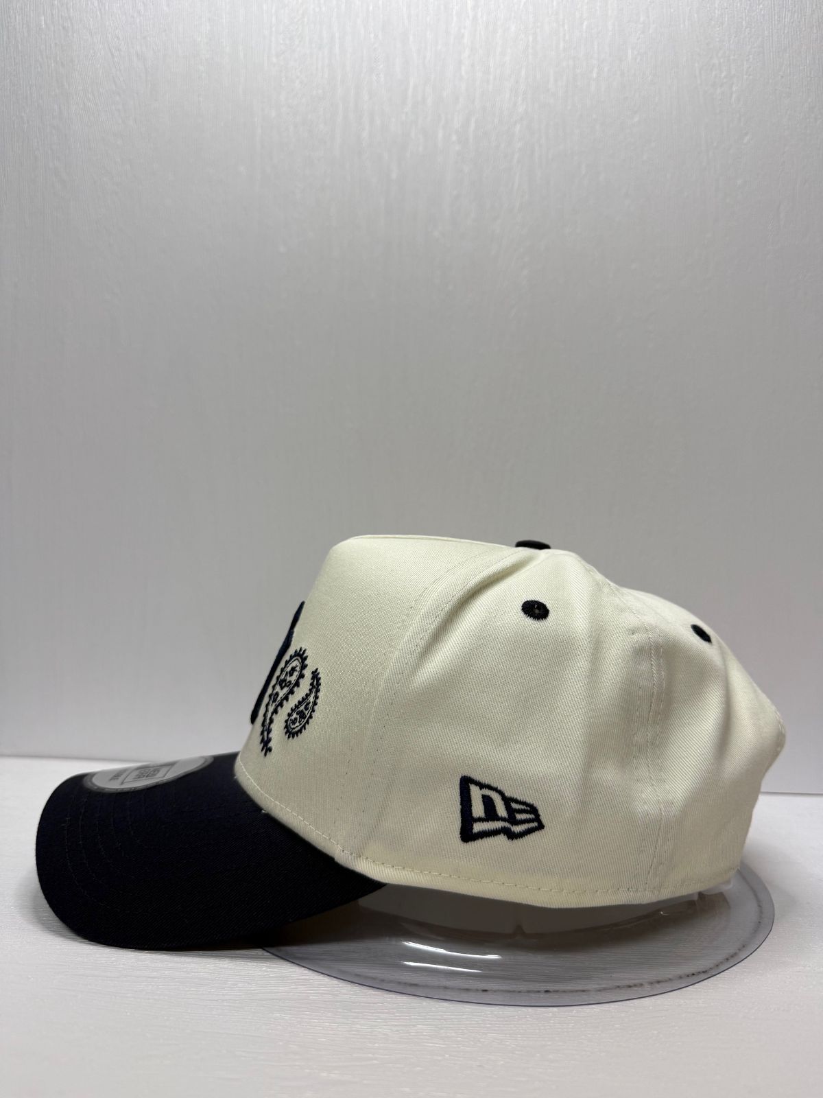 Newera ニューヨークヤンキース ペイズリー 9forty A-FRAME スナップバックキャップ ツートンカラー NICORILABO_COM