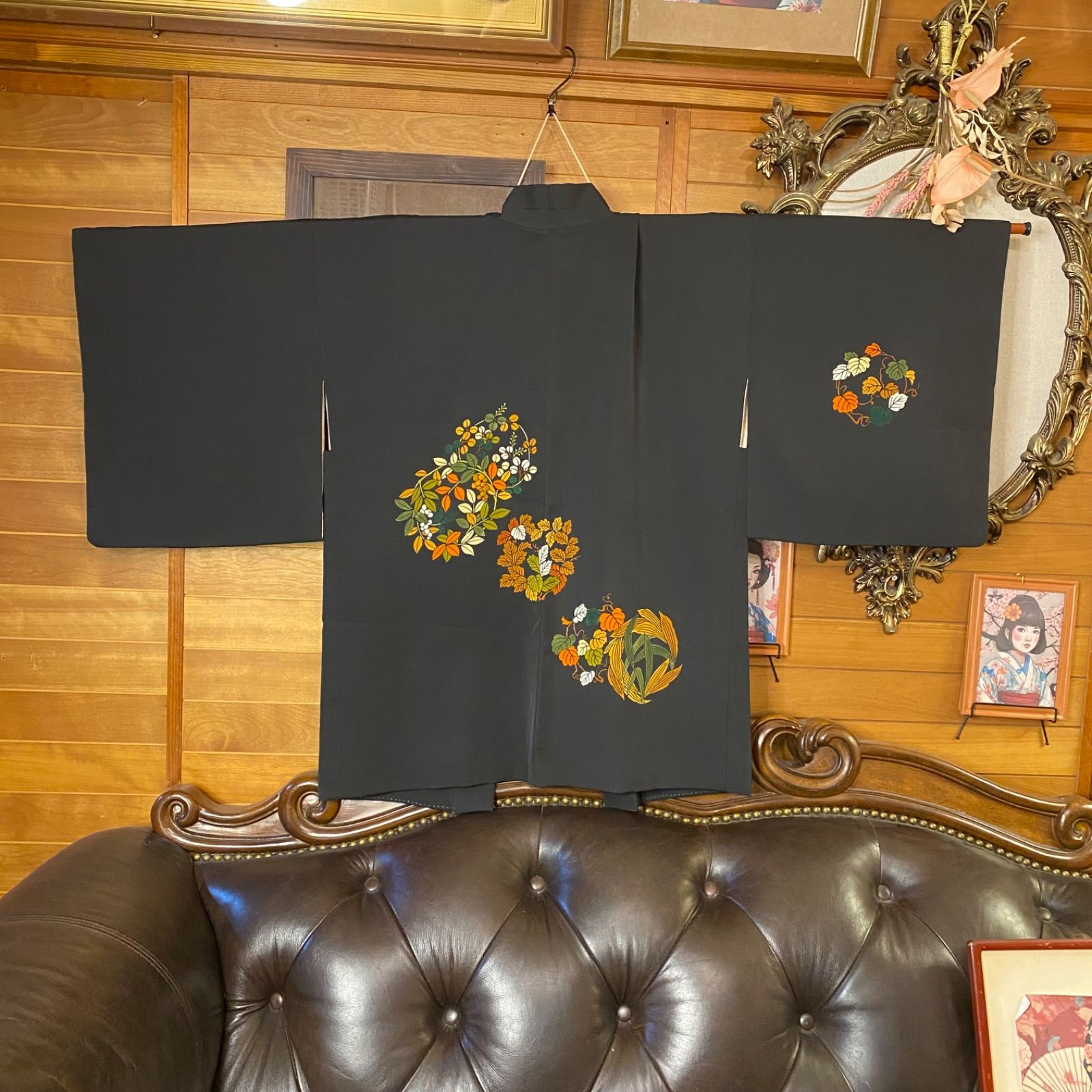 和洋折衷コーデ 黒絵羽織