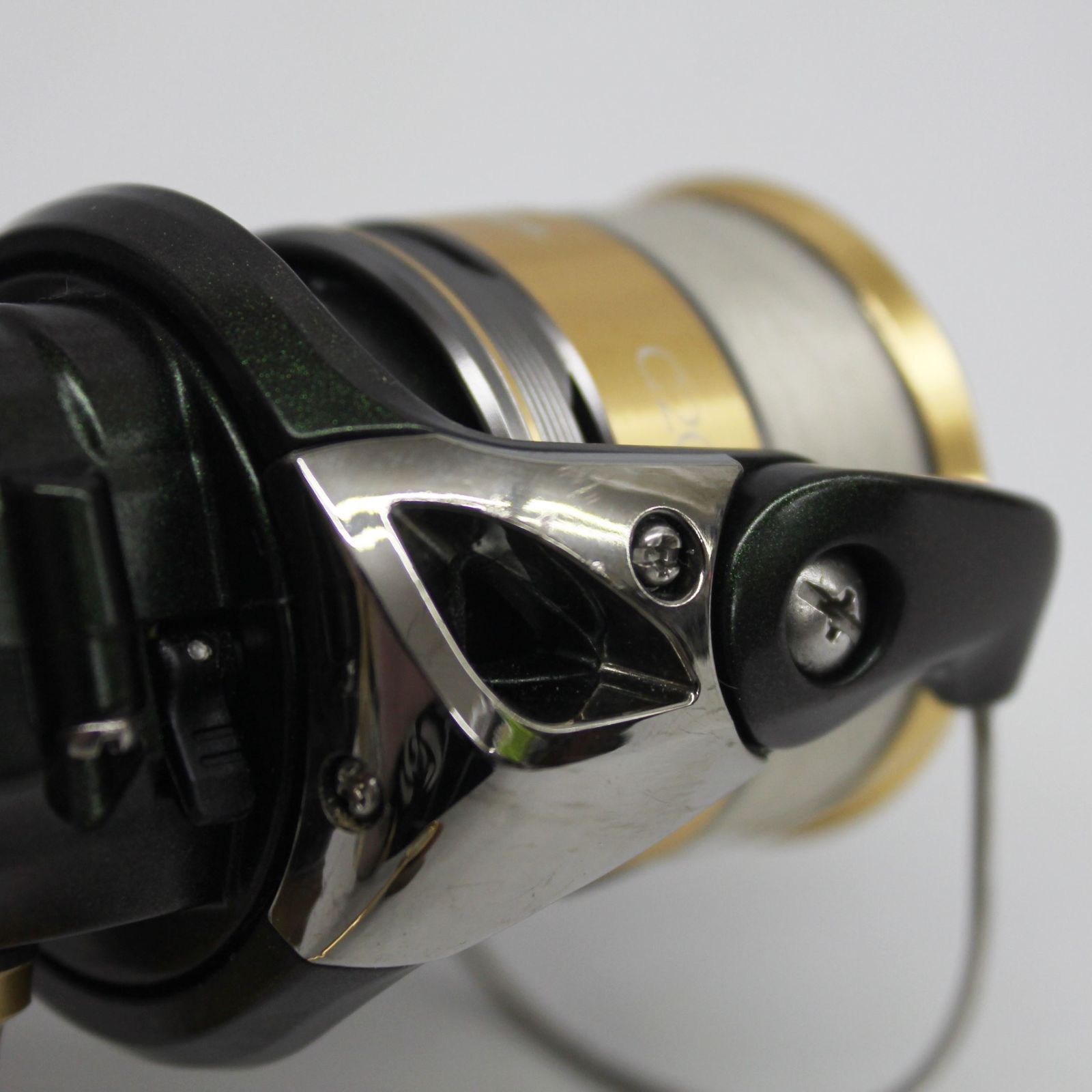 【SHIMANO12 カーディフ CI4+ C2000HGS」（03035）】 中古】SHIMANO 12 CARDIFF CI4+ C2000HGS 03035 - メルカリ