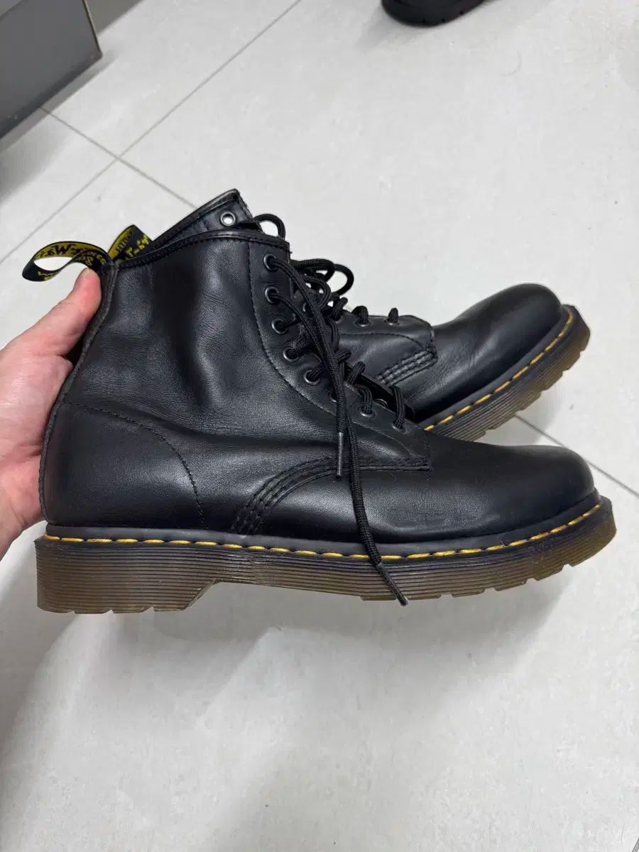 1460 黒