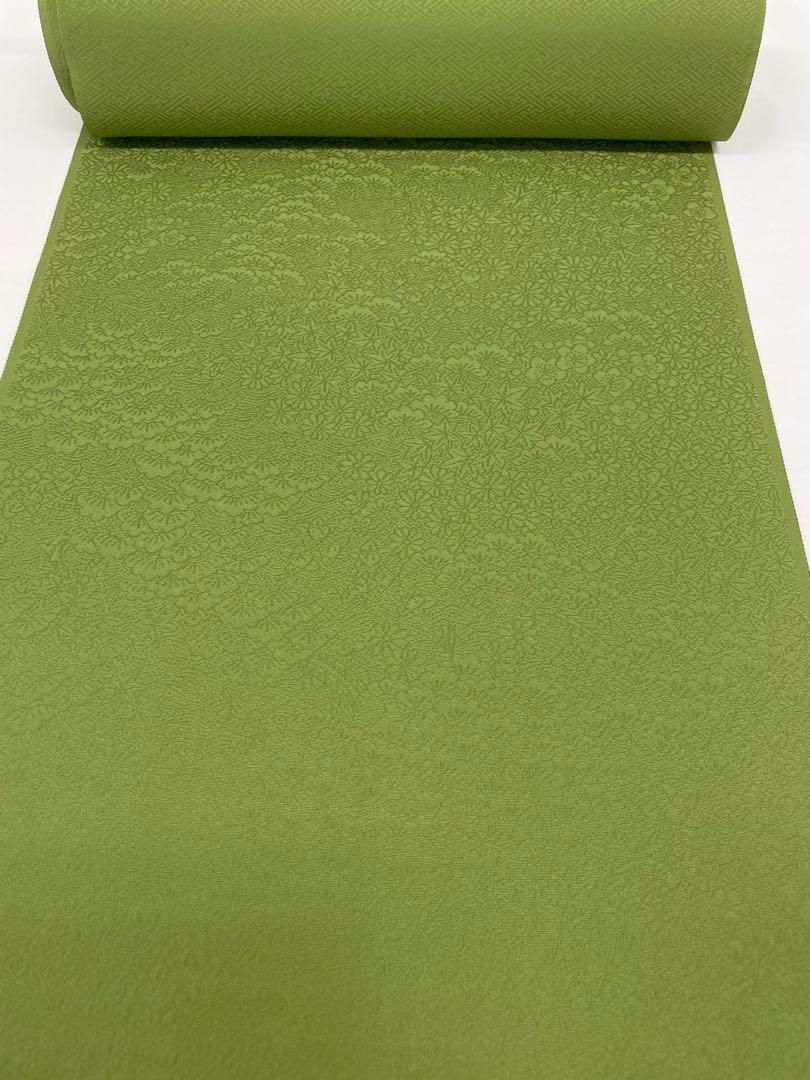 色無地 紋意匠 堅牢染 加賀彩り 八掛付き 草色 正絹 反物 - メルカリ