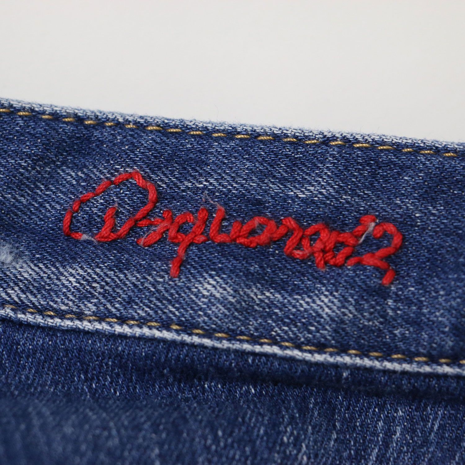 DSQUARED2 ディースクエアード パンツ デニムパンツ クロップド