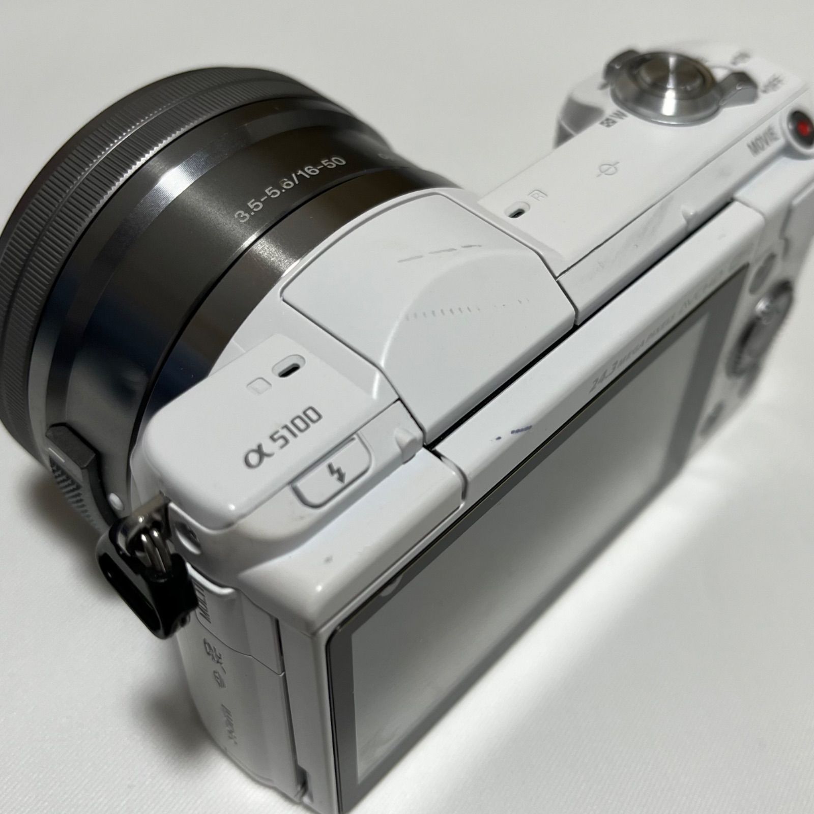 値下げ歓迎 SONY ILCE−5100 ILCE-5100L(T) α5100 - カメラ