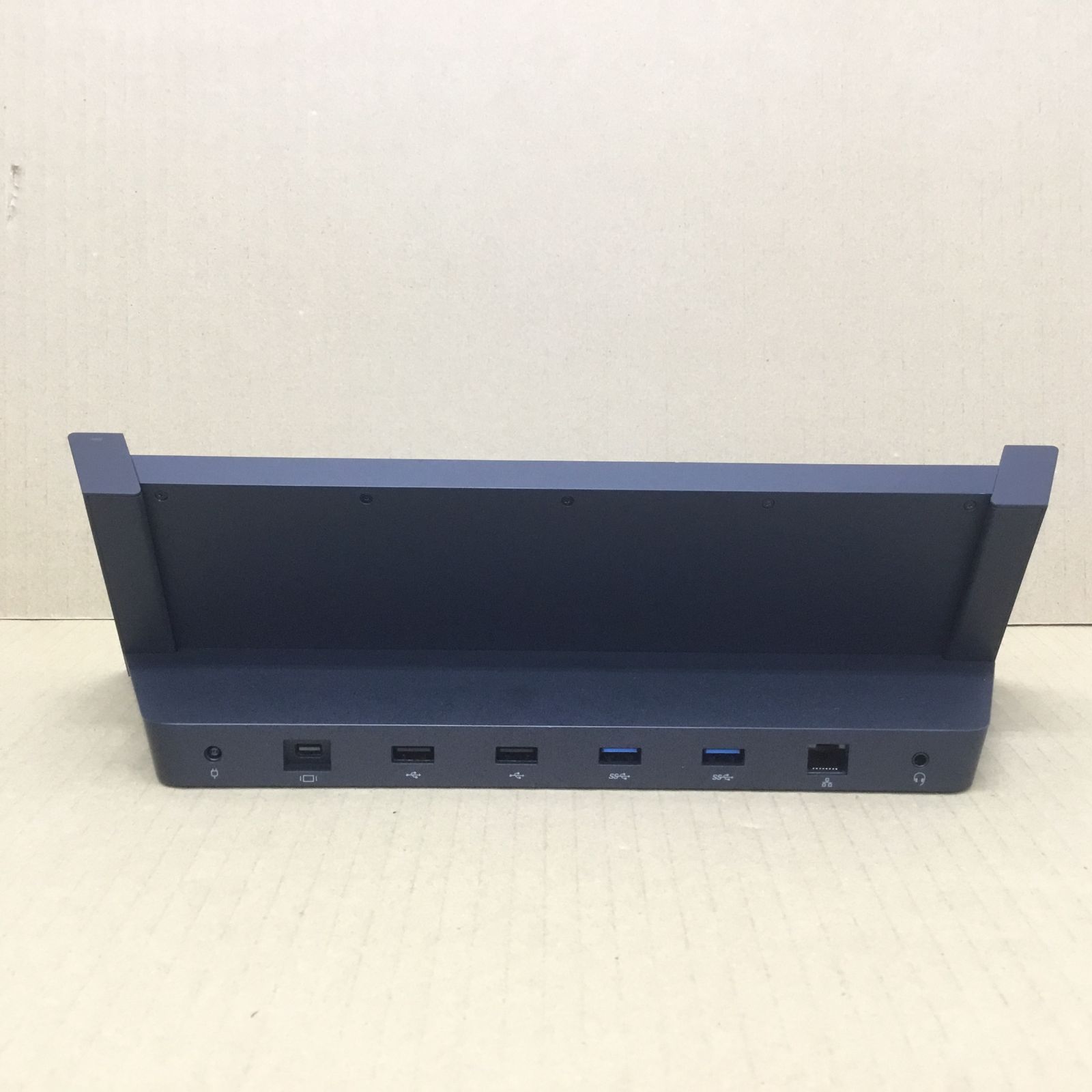 MICROSOFT Surface Pro ドック ドッキングステーション Docking Station Model 1664 電源アダプタ付属 -  メルカリ