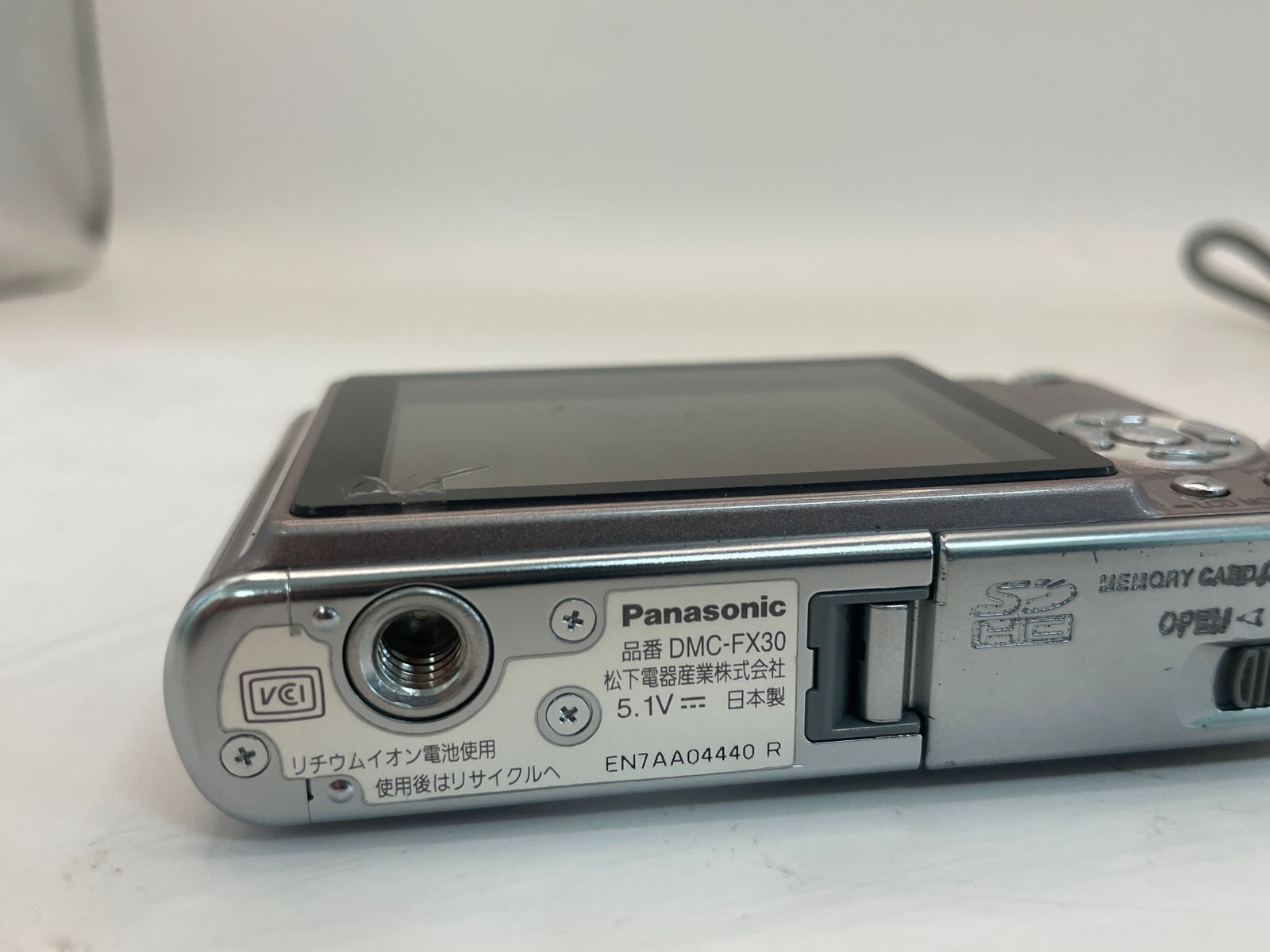 Panasonic DMC-FX30 コンパクトデジタルカメラ 概要 デジタルカメラ DMC-FX30 | LUMIX（ルミックス） ミラー