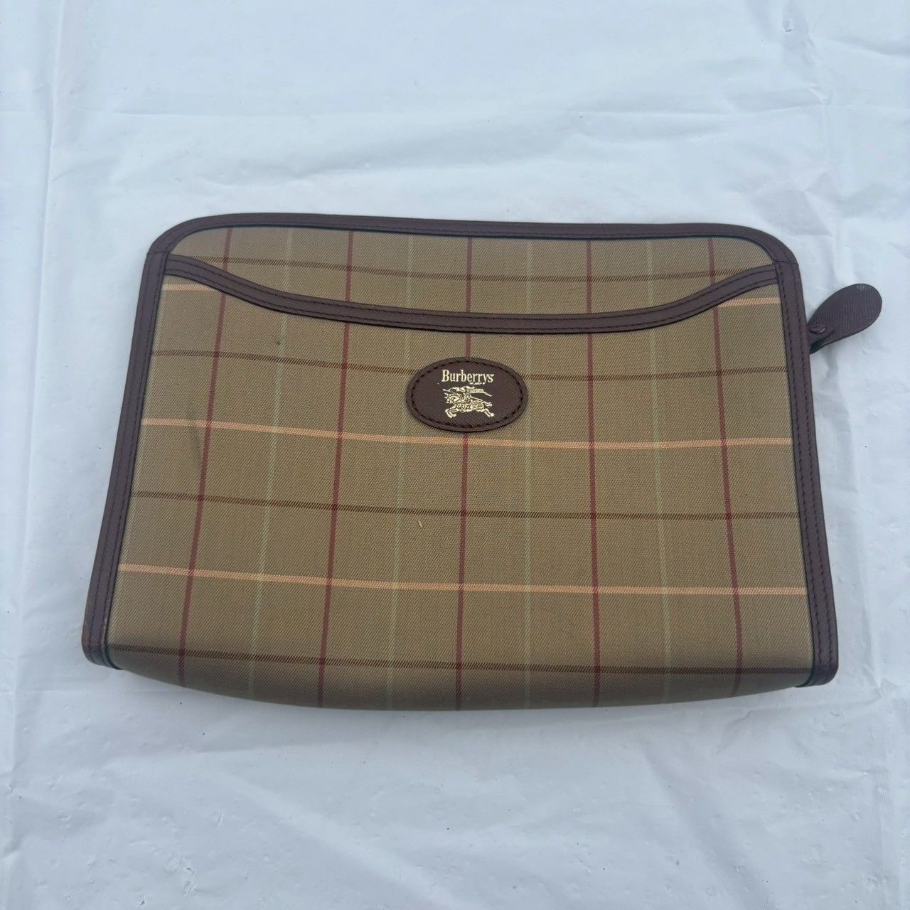 バーバリー Burberrys ポーチ クラッチバッグ ハンドバッグ Burberrys