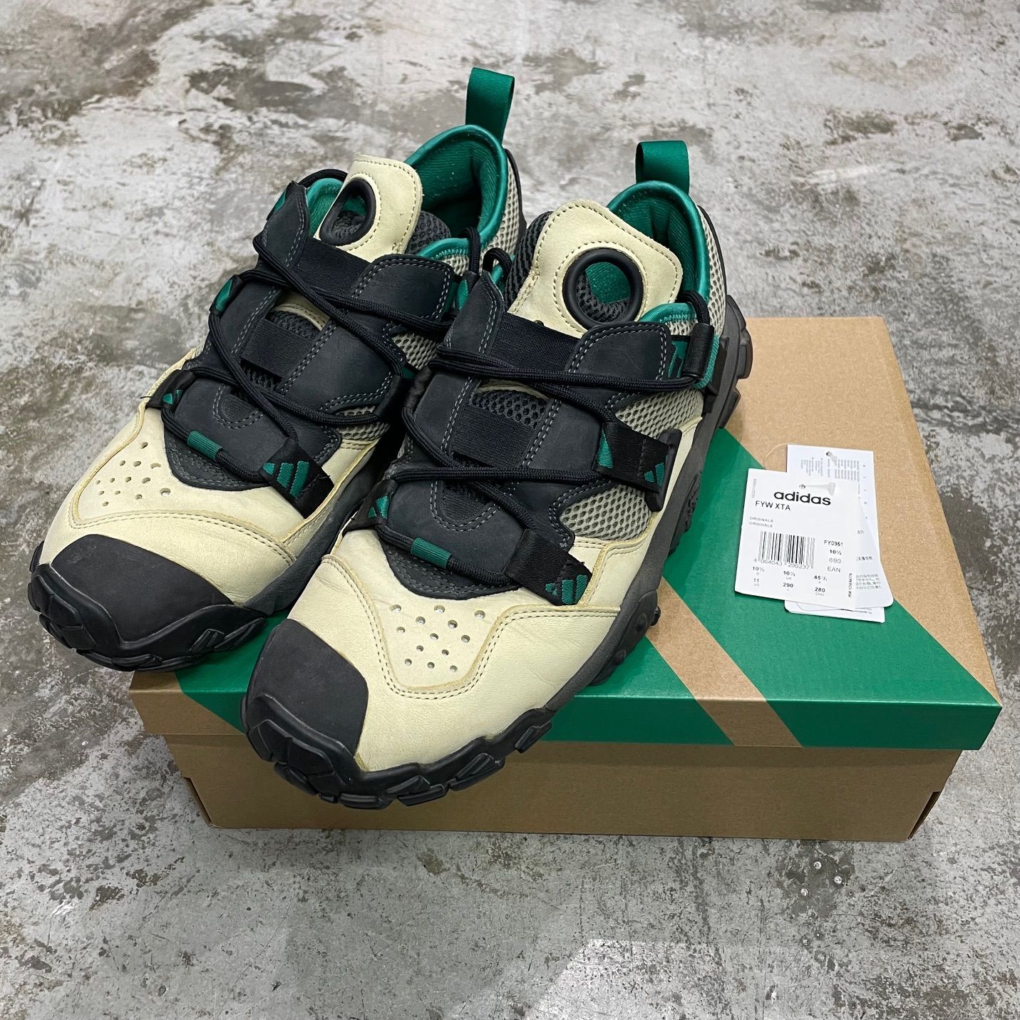 adidas FYW XTA SAND FY0951 フィーツーウェアエックスティーエー 