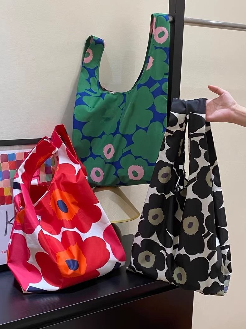 新品未開封【マリメッコ スマートバッグとコスメバッグのセット】 Marimekko マリメッコ スマートバッグ SMARTBAG 買い物バッグ