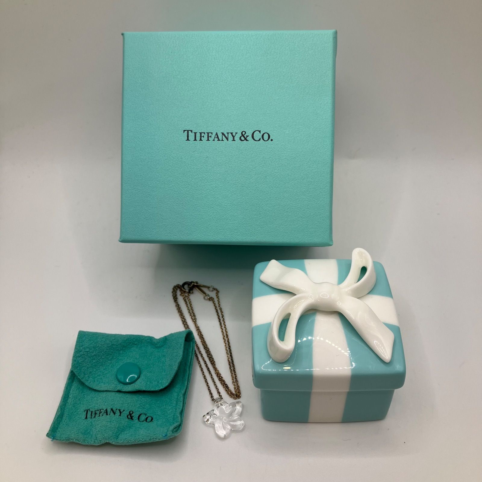 D9056-1 Tiffany-Co. ティファニーアンドコー 小物入れ ネックレス 陶器 リボン装飾 き
