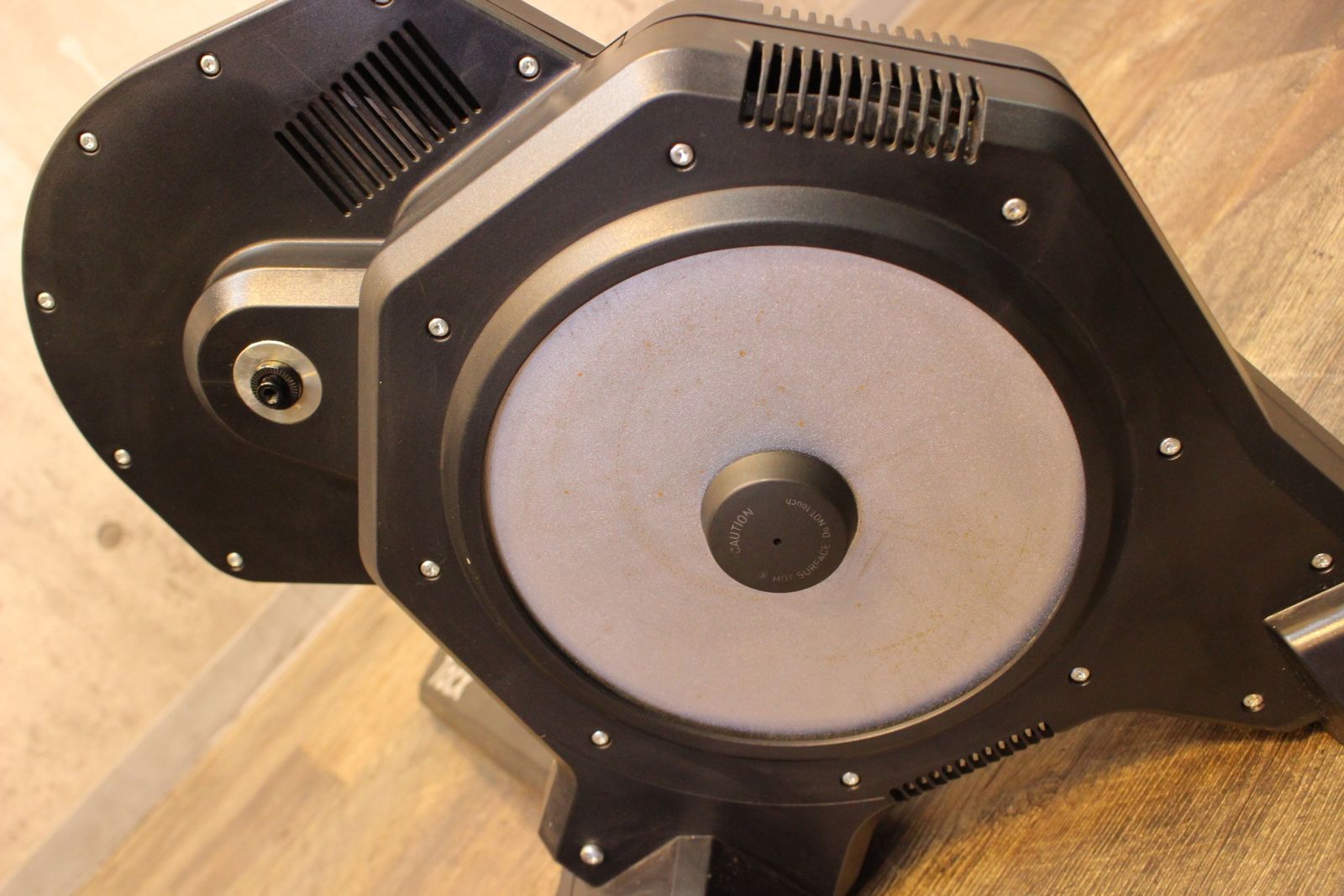 在庫商品 訳あり タックス Tacx フラックススマート FLUX Smart スマートトレーナー ローラー台 名古屋店 最大90％オフ／最終セール！