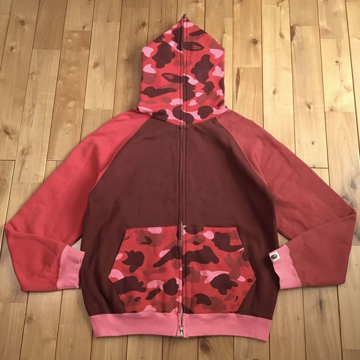 ☆美品☆ Pharrell camo クレイジー パーカー Mサイズ a bathing ape 