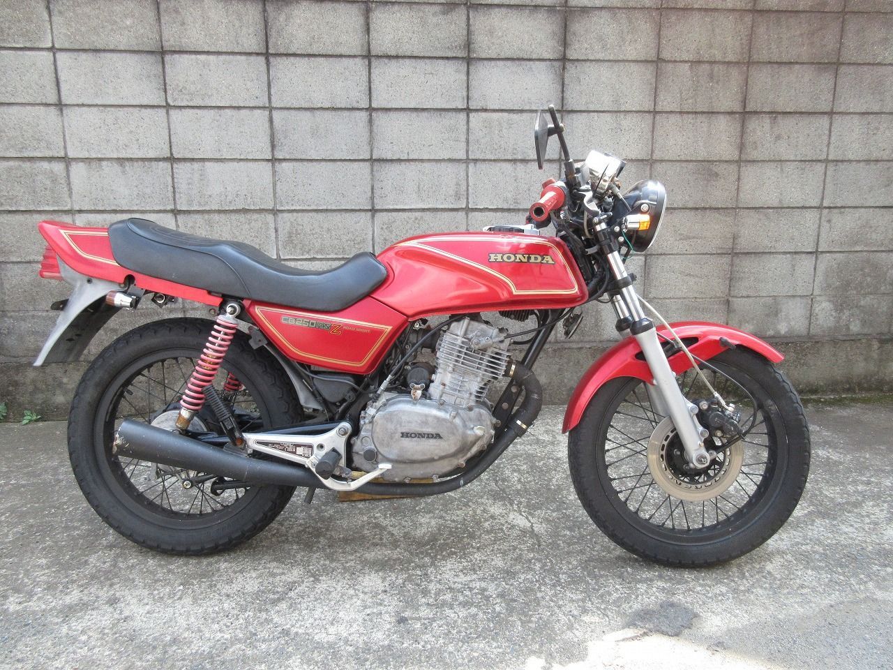 CB250RS-Z ガソリンタンク 中古バイク部品 0709H33M-28 - メルカリ