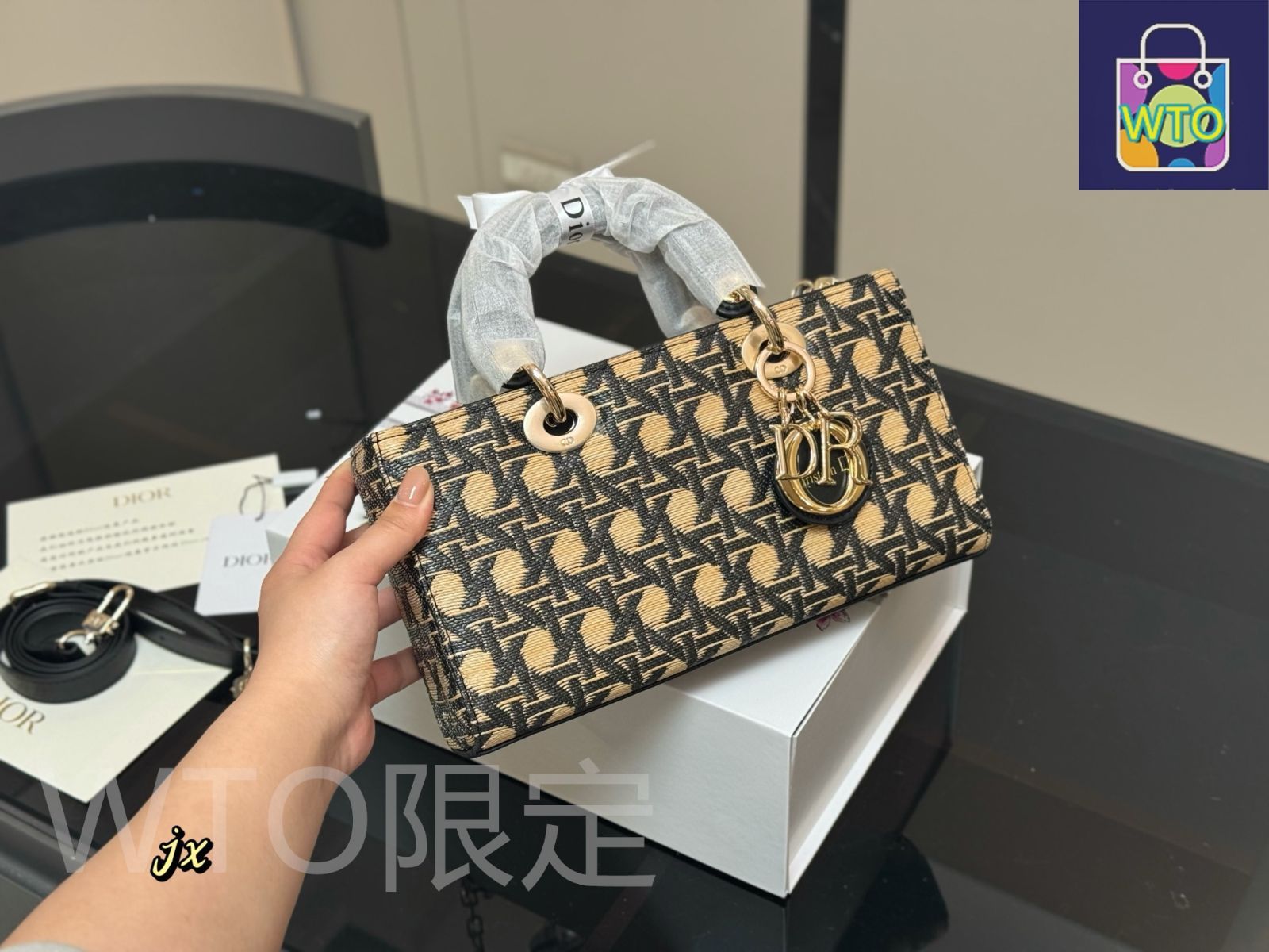 今日特価】Dior ディオール レディーD 横型バッグ シリーズ 二