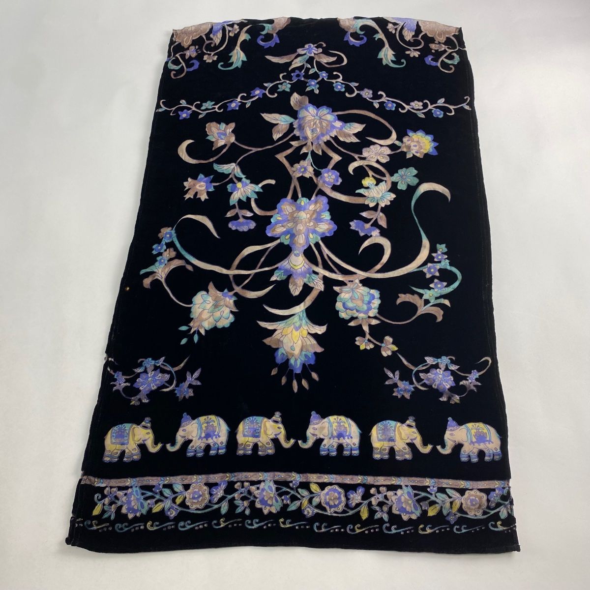 草花柄 カシミール刺繍 ストール 長さ205cm 幅71cm 黒｜花柄カシミール刺繍