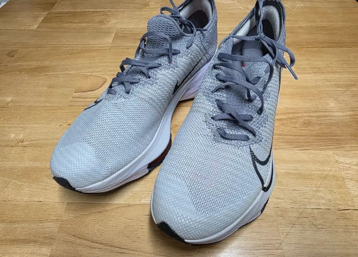 NIKE ナイキ エア ズーム フライニット