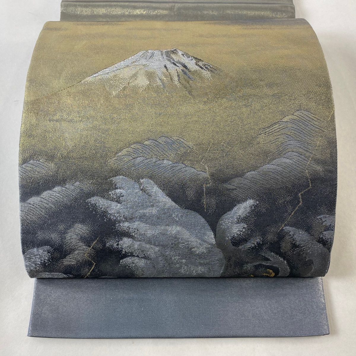 袋帯 横山大観 落款 じゅらく 波 富士 箔 灰色 お太鼓柄 正絹