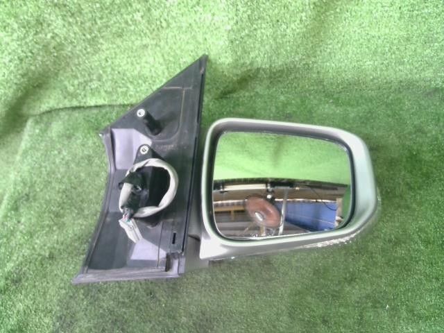 エルグランド CBA-NE51 右 ドア サイド ミラー ハイウェイスターBL-L 4WD 8人 VQ35DE KY0 銀 シルバー 96301-WB52B