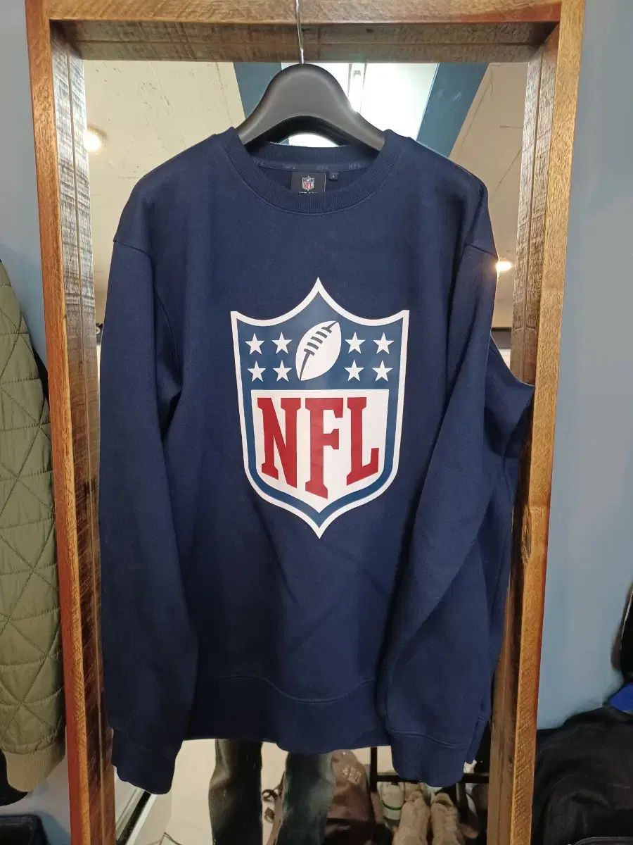 【雷市場（ポンジャン）商品韓国直送】 nfl プライマリ ビッグロゴ スウェット パーカー L