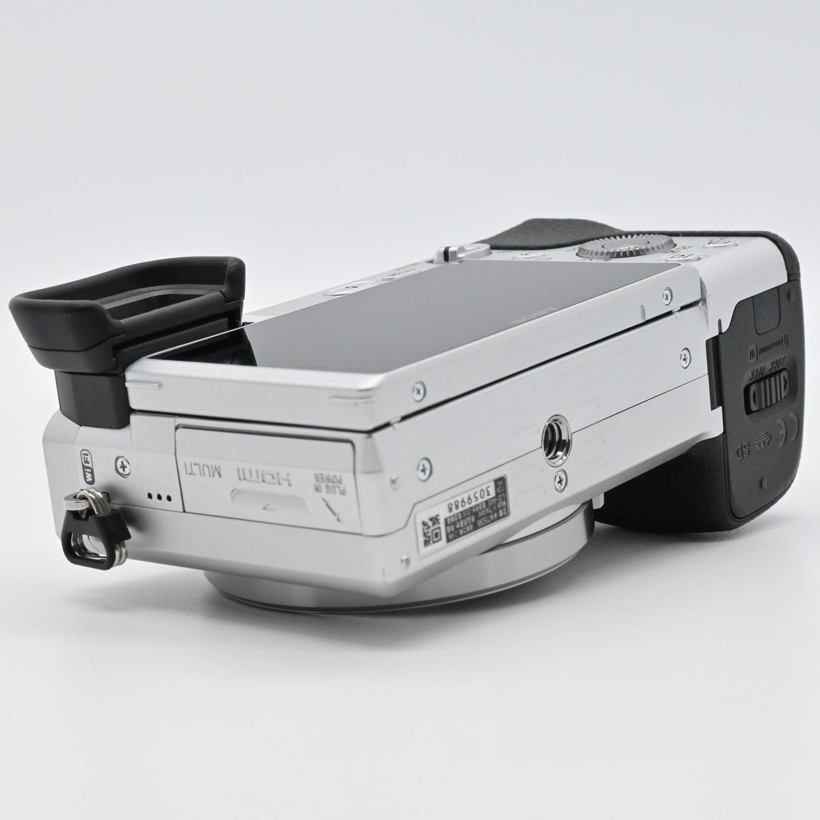 【美品】SONY α6400 シルバー(ショット数1278枚) 本体のみ ☆美品☆SONY α6400 ボディ ILCE-6400 シルバー ショット数 3496回