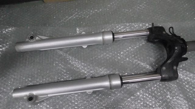 カブ50 プロ AA04 の フロントフォーク 1758763729