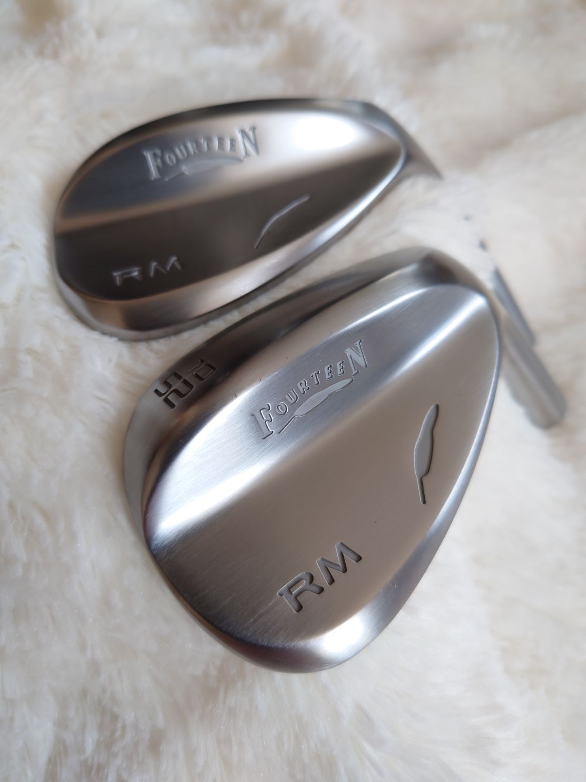 ツアー支給品 フォーティーン RM カスタムウェッジ 52 56 ノーメッキ ツアー支給品 フォーティーン RM カスタムウェッジ 52 56 ノーメッキ