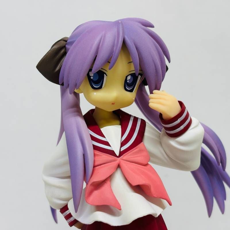 柊かがみ 「らき☆すた」 1/8 スケールフィギュア　完成品　クレイズ クレイズ らき☆すた 1/8 柊かがみ レビュー - アオイ模型店