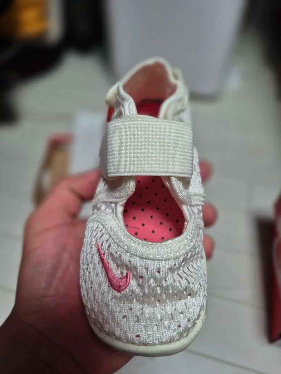 NIKE ナイキ