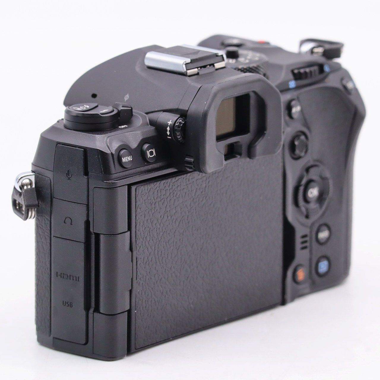 CONTAX RTS ボディ 一眼レフフイルムカメラ MF #967 CONTAX RTS ボディ 一眼レフフイルムカメラ MF #967 中古