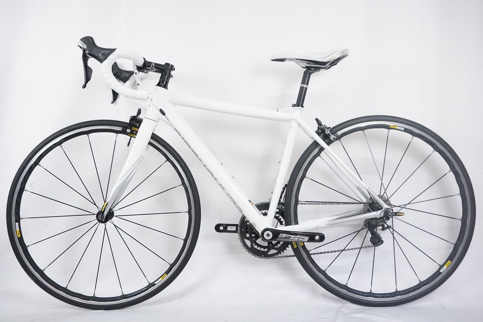 【専用出品】Cannondale CAAD10 105 ロードバイク 専用 CANNONDALE CAAD10 105 ロードバイク フレーム 専用出品