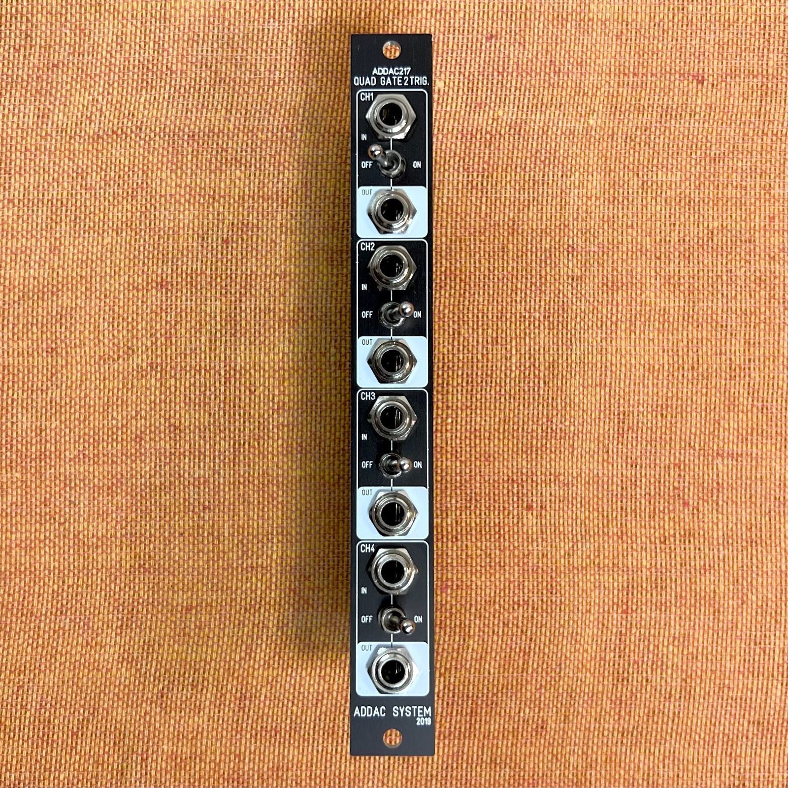 ADDAC System: ADDAC217 Quad Gate to Trigger - メルカリ