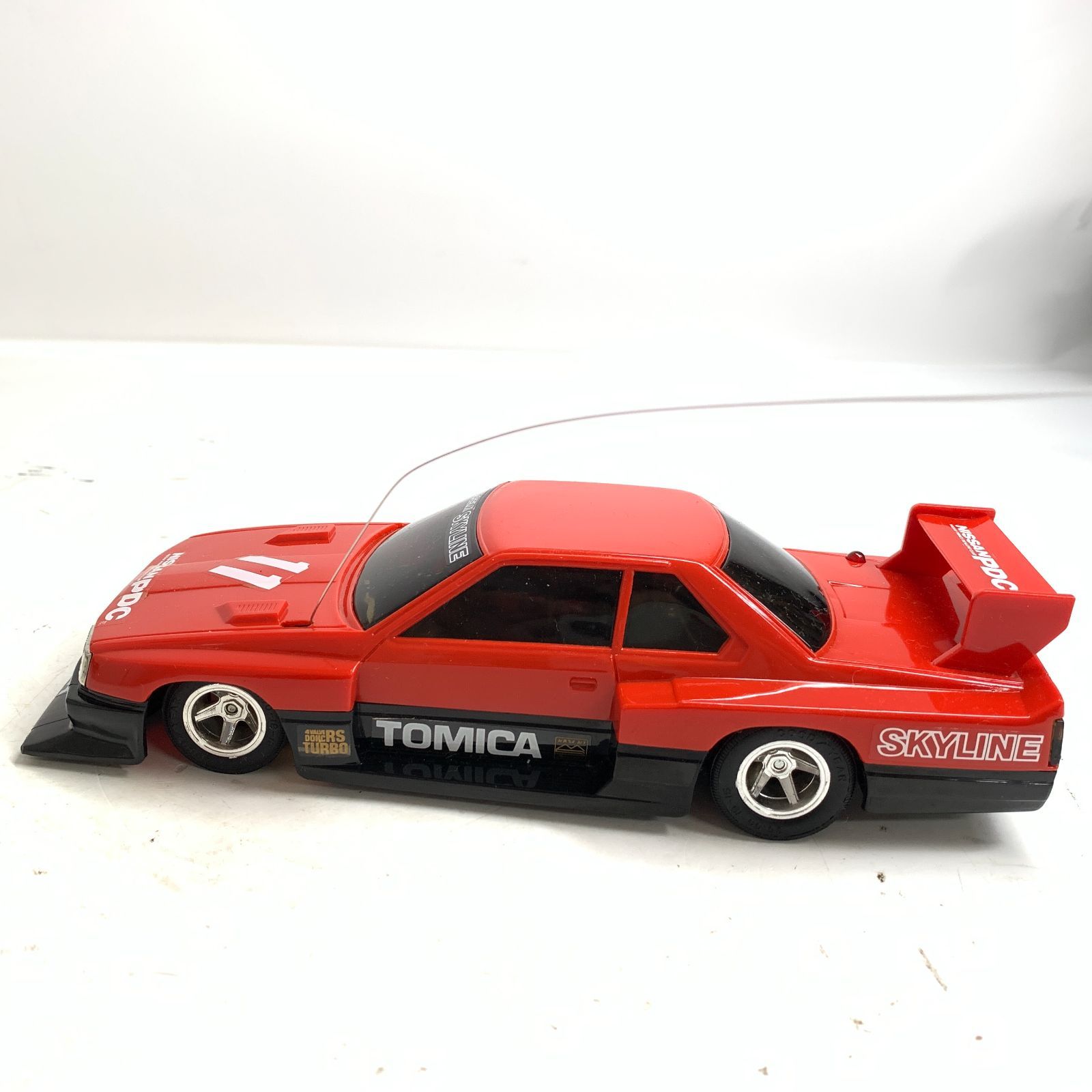 f001 G トミー ラデオレーサー スカイライン シルエット ラジオ