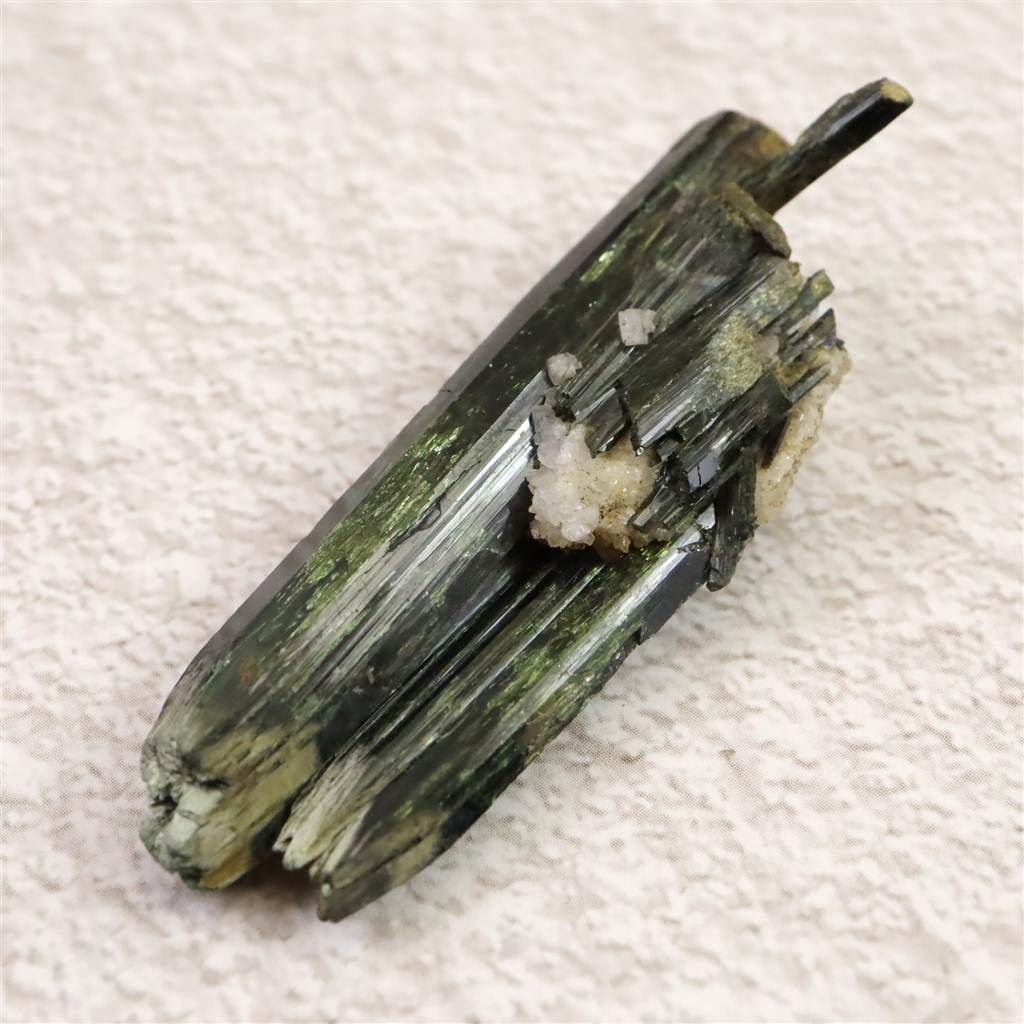 46mmエジリン輝石 7.02g