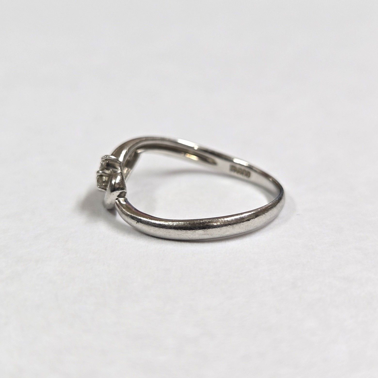 ダイヤ0.10ct リング