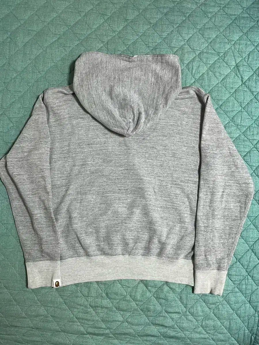 フーディー グレー