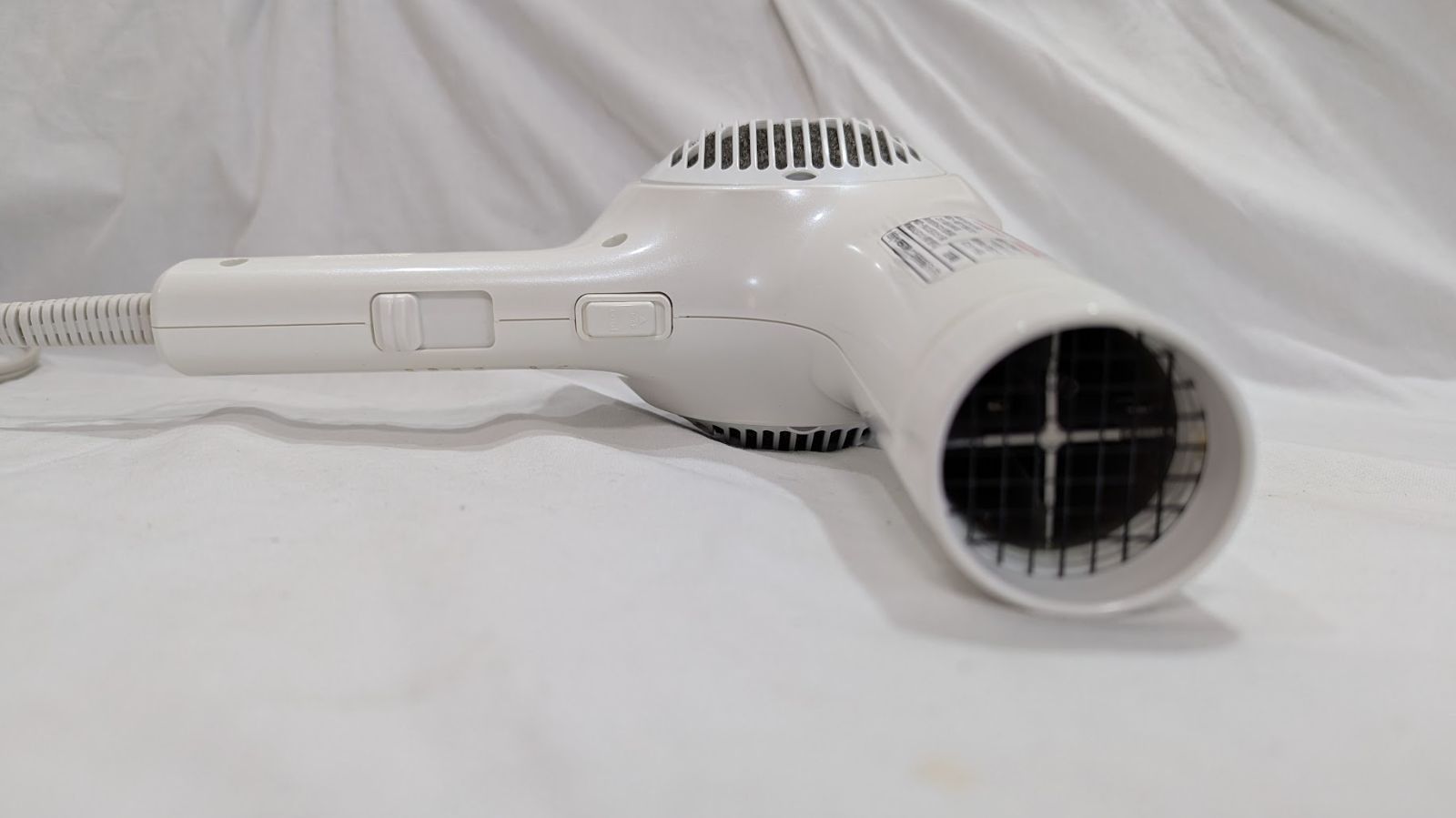 マイナスイオン️ ヘアドライヤー 1500W 新品 ホワイト白 ヘアケア