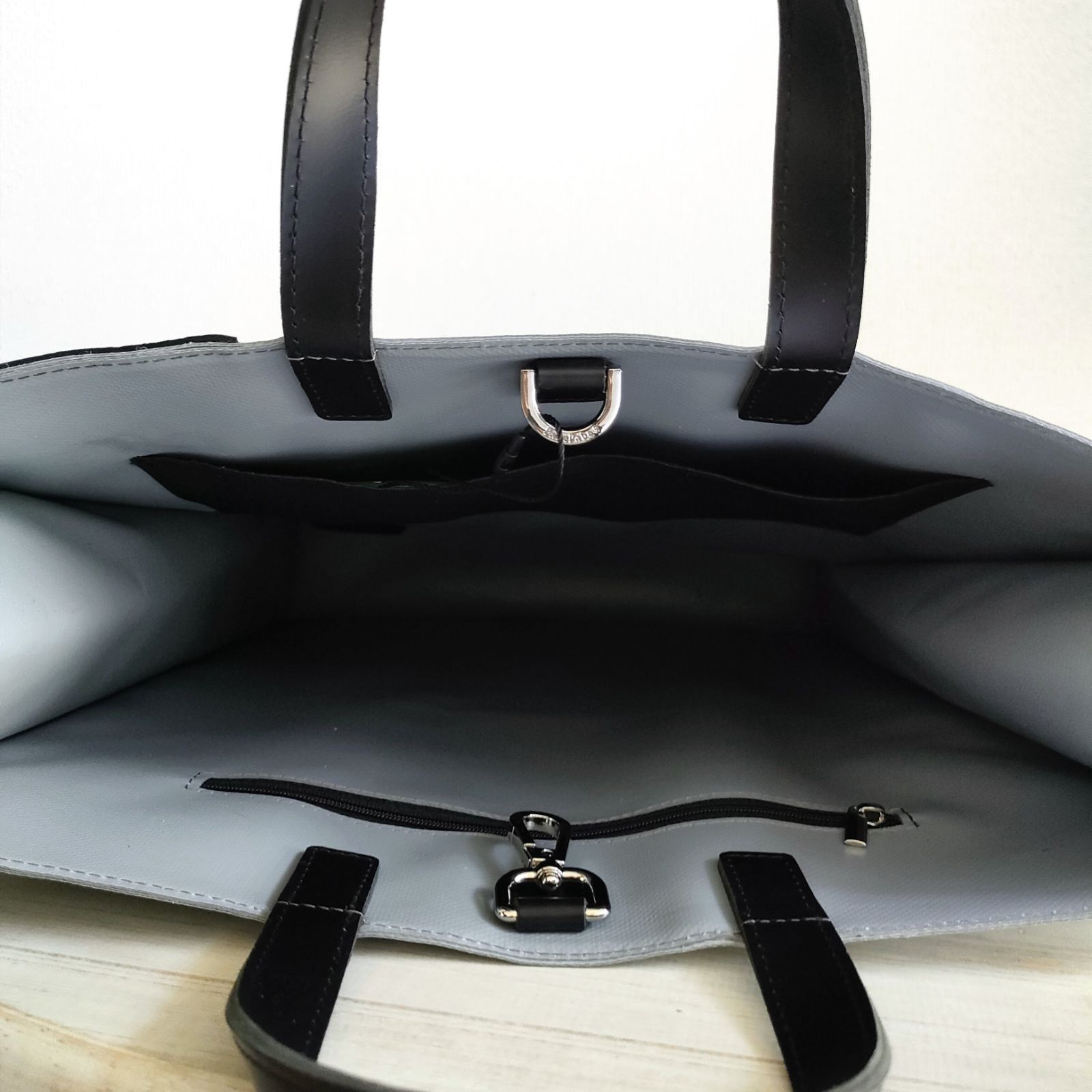 PabePabe】Socket tote bag (Grey) - メルカリ