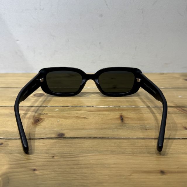 【美品】メゾンマルジェラ　ジェントルモンスター　MM106 ブラック サングラス Amazon | [ジェントルモンスター] Maison Margiela MM106-01 ブラック