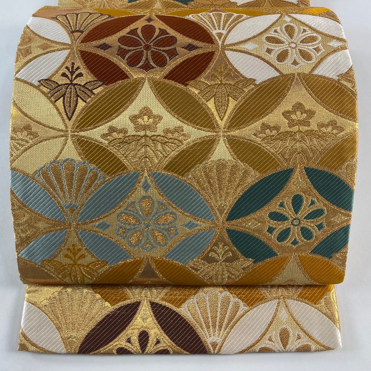 袋帯 秀品 七宝 草花 金糸 箔 金色 六通 正絹