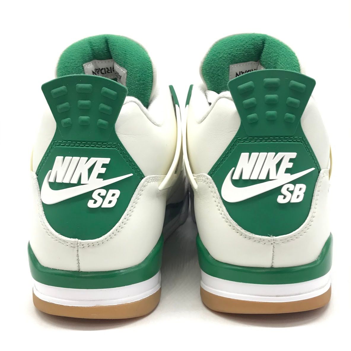 中古】NIKE | ナイキ AIR JORDAN 1 MID LIGHT SMOKE GREY スニーカー  