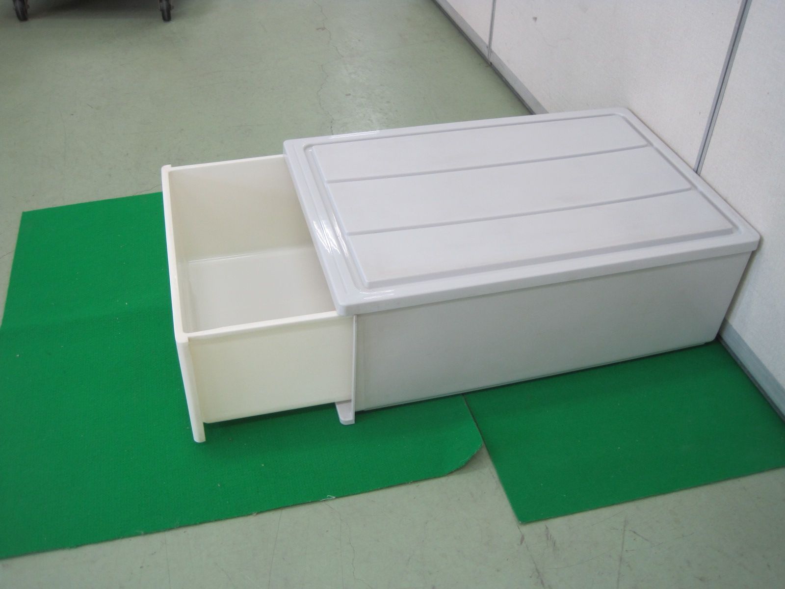 収納ケース（R5-134 配送不可、現地引取のみ、リユース品）