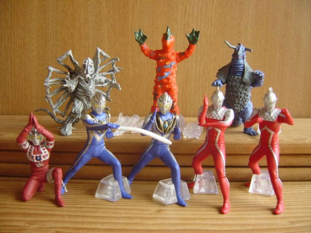 ♯Ees07JAH.G.C.O.R.E.ウルトラマン06フルコンプ8種 ♯Ees07JAH.G.C.O.R.E.ウルトラマン06フルコンプ8種 - メルカリ